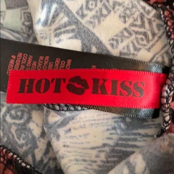 Hot Kiss | Super Soft Maxi Dress - Picture 4 of 7